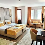 Hotel Complex Aleksandar 3*