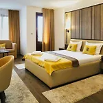 Hotel Complex Aleksandar 3*