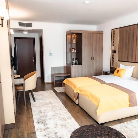 Hotel Complex Aleksandar 3*